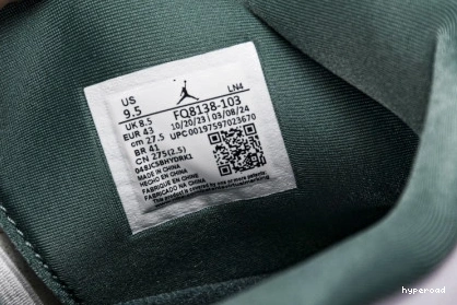 Hyperoad “Oxidized Air Green” Jordan 4 0813